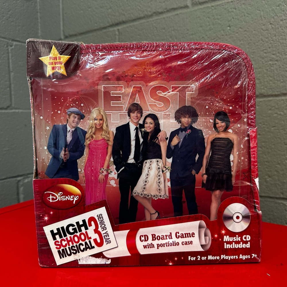 Disney High School Musical 3 Senior Year CD Board Game, New/Sealed